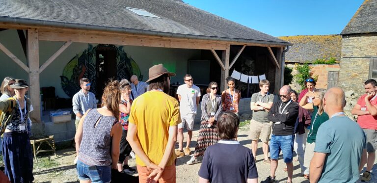 Brise-glace autour de la carte de la région - Journée d'échanges des intervenant·es des programmes pédagogiques Agriculture et Biodiversité & Eau